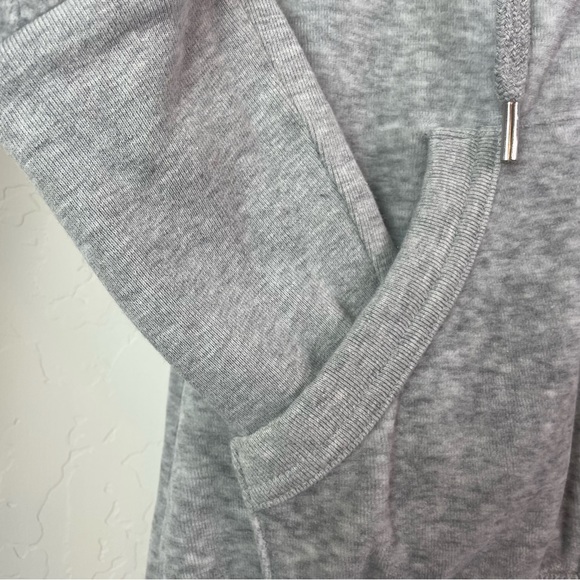 Juicy Couture Y2K 2000’s Light Grey Velour Hooded Zip Up Track Jacket Size Small - Picture 8 of 16